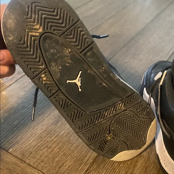 Jordan 4 Retro “Oreo” 2015 sneakers - Picture 7 of 11